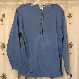 Blue Long Sleeve pullover Shirt